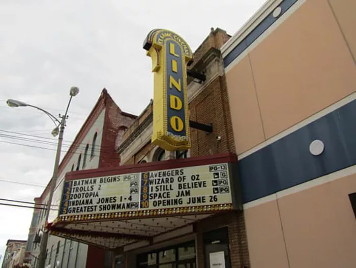 entrance to the Lindo Theatre