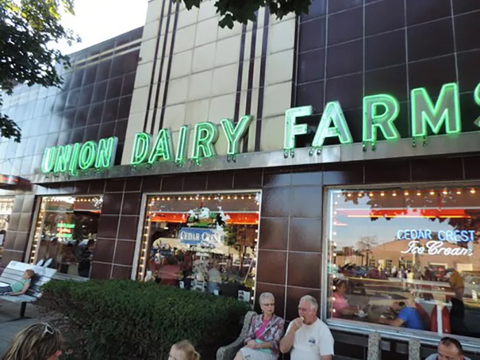 Entrance to the Union Dairy Farm